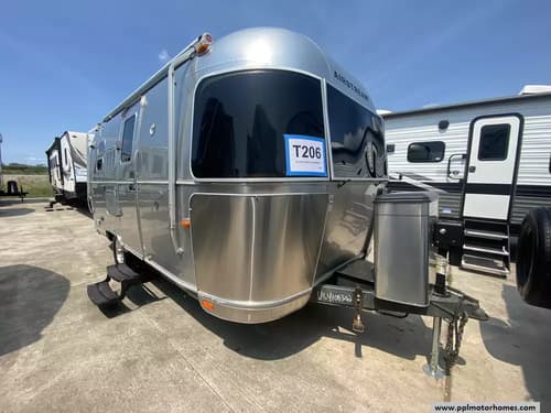 60507 - 20' 2012 Airstream Flying Cloud Bambi 20 Image 1