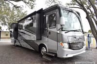 61796 - 40' 2016 Newmar Ventana 4037 400hp Cummins w/3 Slides Image 1