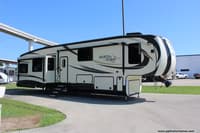 59170 - 42' 2017 Jayco North Point 377RLBH w/4 Slides Image 1