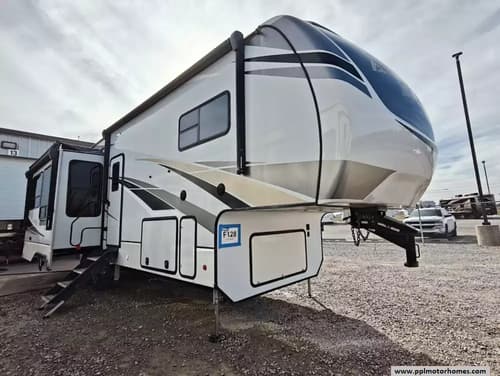 61276 - 35' 2021 Alliance RV Paradigm 310RL w/3 Slides Image 1