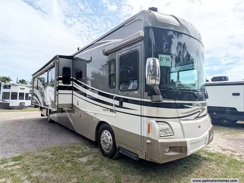 63564 - 39' 2008 Winnebago Vectra 40TD 425hp Cummins w/2 Slides Image 1