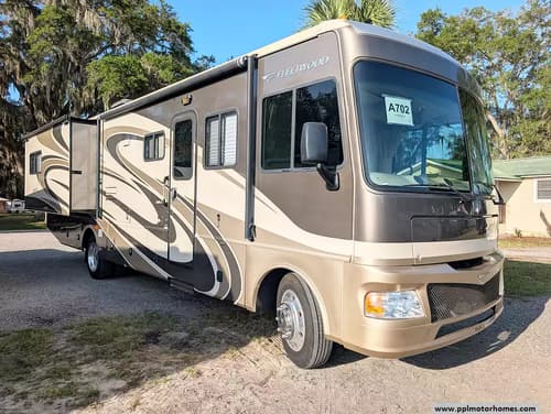 63700 - 35' 2008 Fleetwood Terra Lx 34N w/2 Slides Image 1