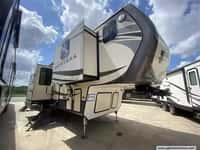 64260 - 40' 2017 Keystone Montana Legacy 3820FK w/5 Slides Image 1