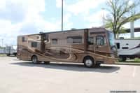 62621 - 41' 2015 Forest River Pathfinder Elite 404RB 400hp Cummins w/4 Slides Image 1