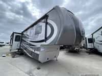 62774 - 41' 2015 Crossroads Redwood 38GK w/3 Slides Image 1