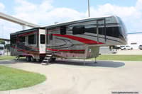 60621 - 44' 2022 Drv Full House JX450 w/4 Slides & Generator  - Toy Hauler Image 1