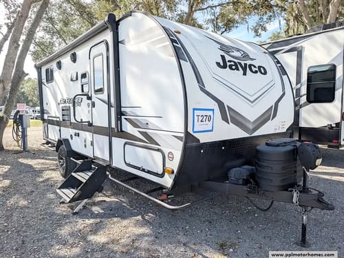 64937 - 23' 2023 Jayco Jay Feather 199MBS - Bunk House Image 1