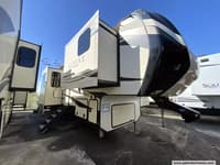 61210 - 42' 2020 Keystone Alpine 3801FK w/5 Slides Image 1