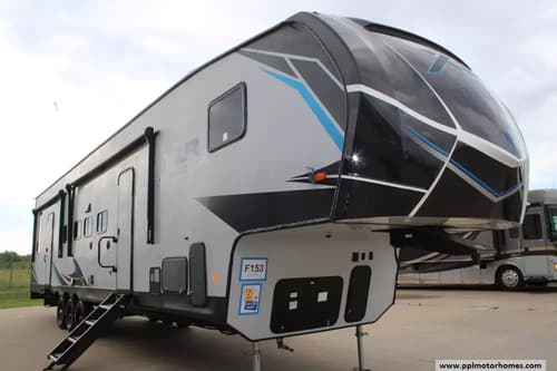 63325 - 43' 2021 Forest River Xlr Boost 36TSX16 w/2 Slides - Toy Hauler Image 1