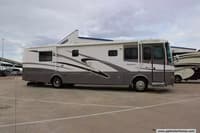 59896 - 38' 2002 Holiday Rambler Endeavor 38PBDD 330hp Cummins w/2 Slides Image 1