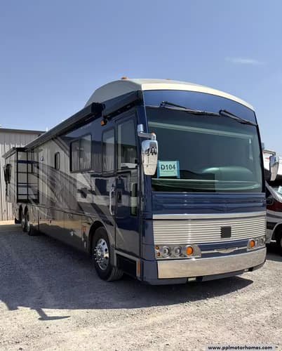 64209 - 42' 2006 American Coach American Eagle 42B 525hp Caterpillar w/3 Slides Image 1