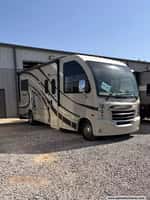 63834 - 26' 2017 Thor Vegas 24.1 w/Slide Image 1
