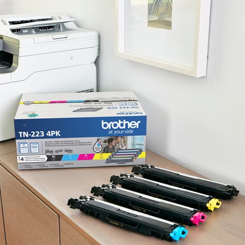 Brother TN223 Ensemble de 4 cartouches de toner authentiques à rendement standard