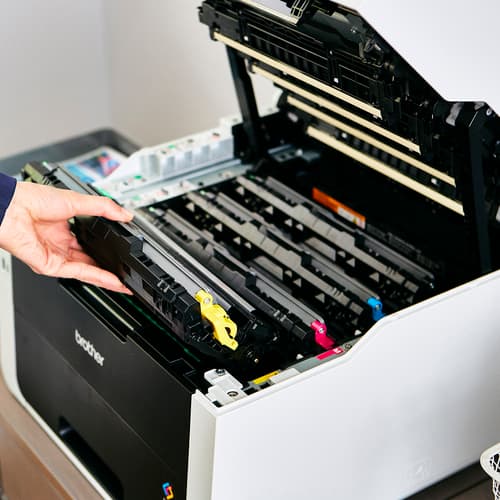 Brother TN221 Ensemble de 3 cartouches de toner couleur authentiques à rendement standard