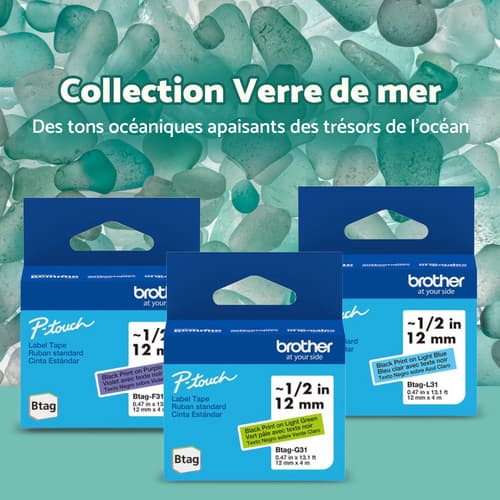 Ensemble de 3 rubans non laminés de la série BTAG pour étiqueteuses P-Touch authentique de Brother de la collection Verre de mer (vert pâle avec texte noir, bleu clair avec texte noir, violet avec texte noir), 12 mm (L) x 4 m de (l)