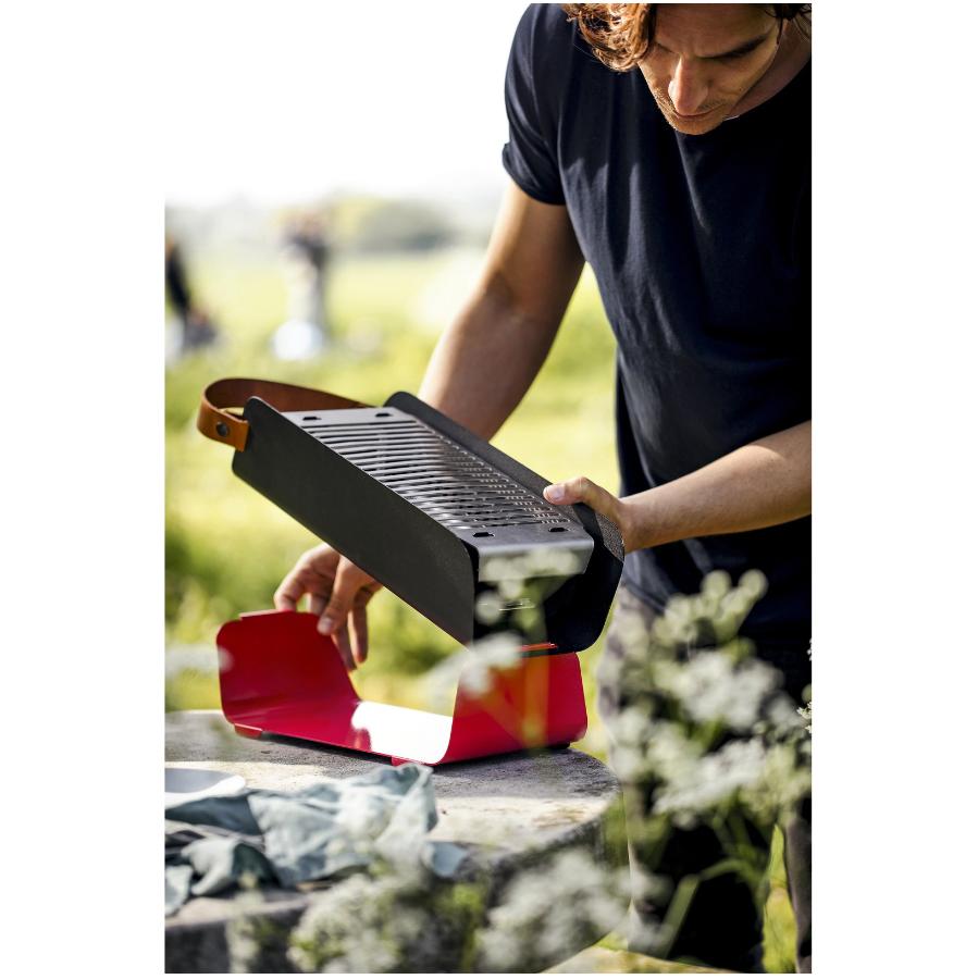 UNA Portable Tabletop Charcoal Grill | Home Hardware