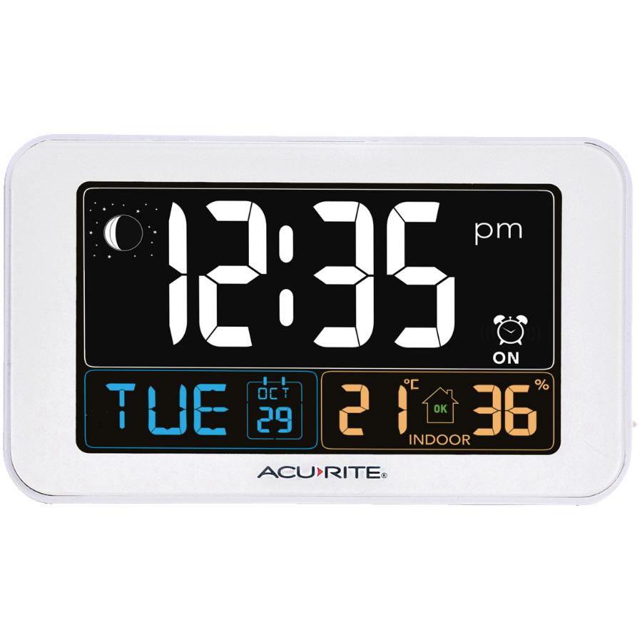AcuRite AcuRite 13040CA Intelli-Time Clock with Indoor Temperature and USB Charger 