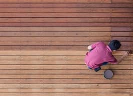 Top Wood Shield Stain Colours to Update Your Deck thumb