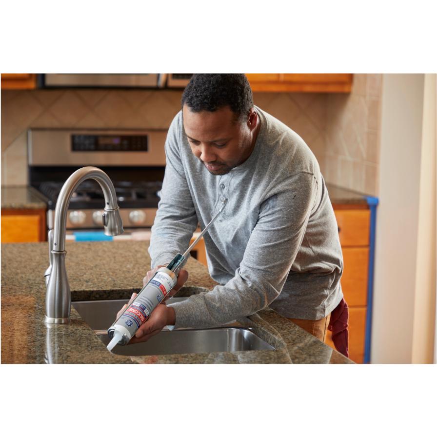 GE Tub & Tile Silicone Sealant | Home Hardware