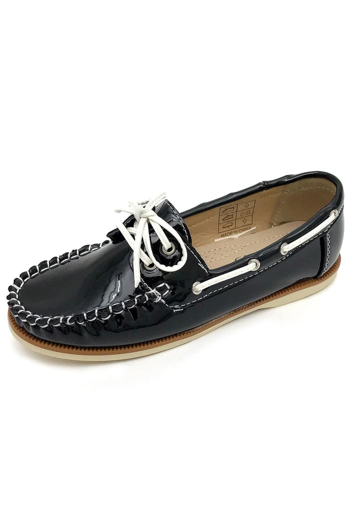 front view of  Easy Strider Boat Shoe