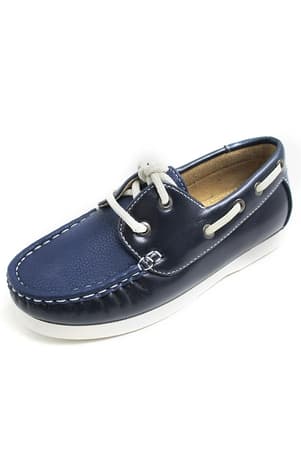 front view of  Easy Strider Boat Shoe