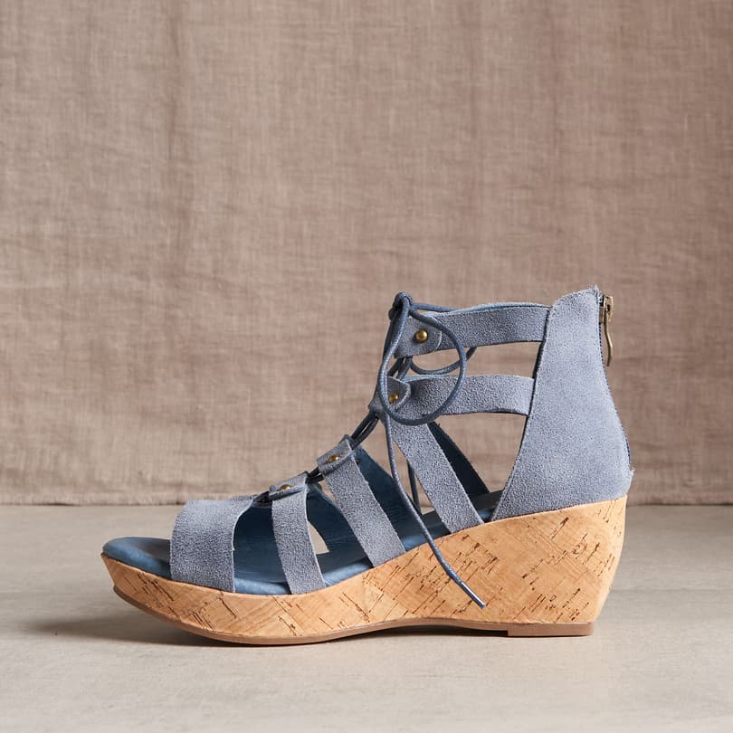 Wisteria Wedges View 4