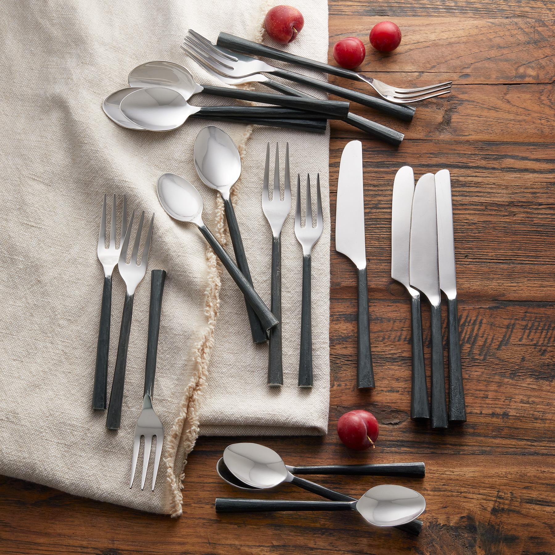 Matte Black Hammered 20-Piece Flatware Set