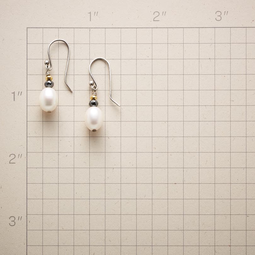 SOIREE EARRINGS View 2
