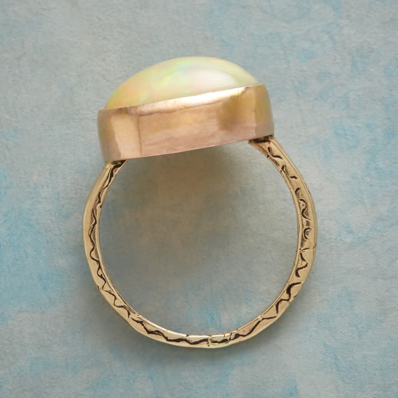 SALUTATION OPAL RING view 1