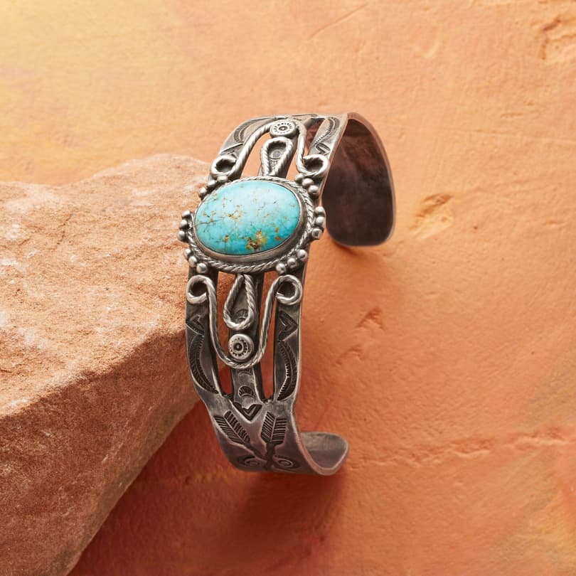 1940S NEVADA TURQUOISE CUFF view 1