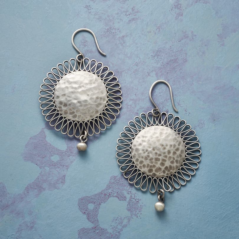 FILIGREE FIORI EARRINGS view 1