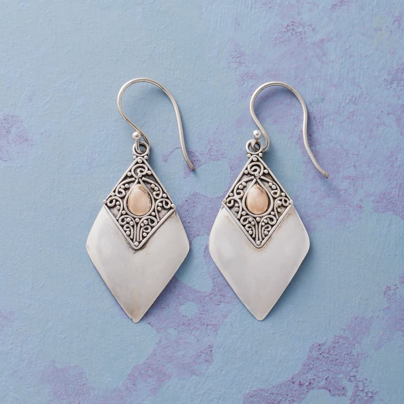 Corazon Del Sol Earrings View 1