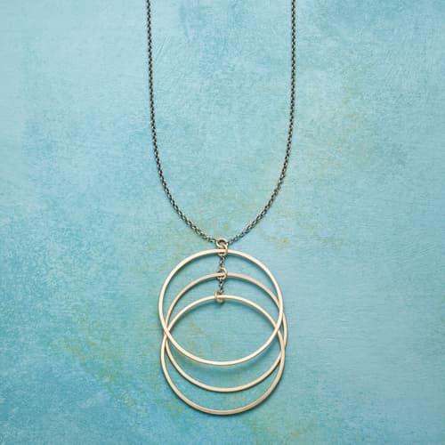 SONIC CIRCLES NECKLACE view 1