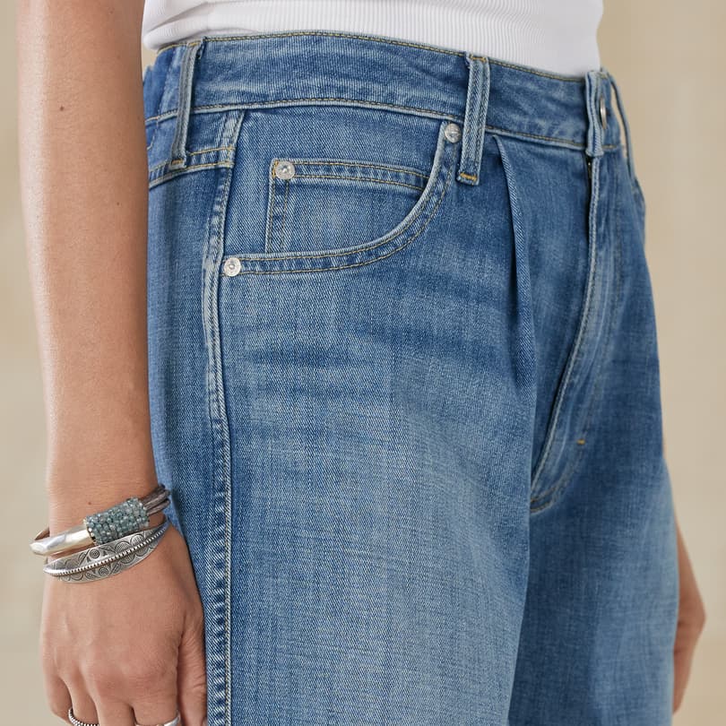 Florence Pleated Jeans
