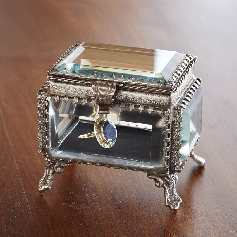 SMALL RECTANGLE JEWELRY BOX view 1