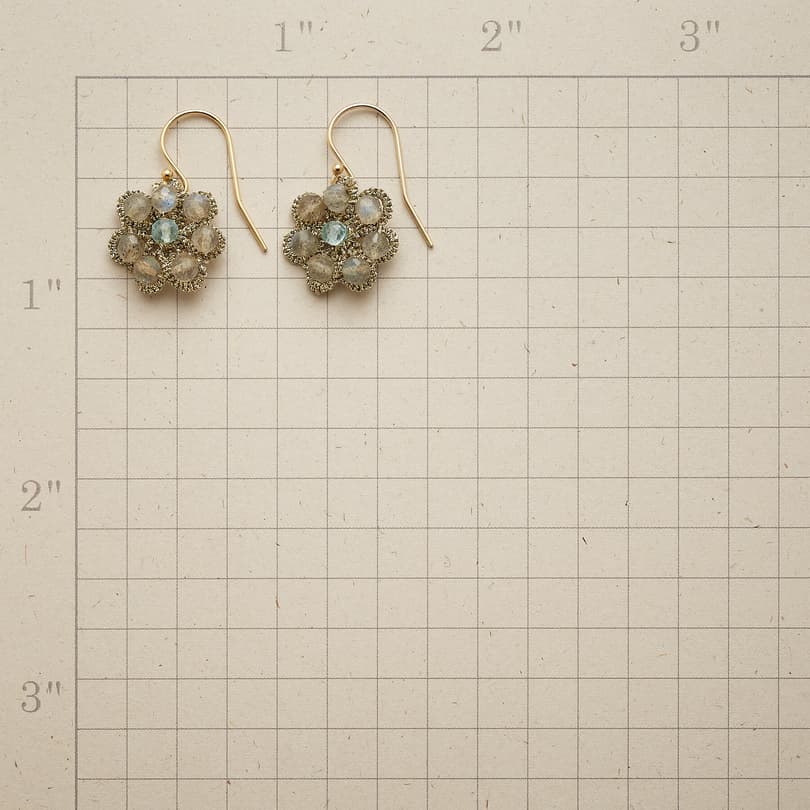 PURLED PETALS EARRINGS view 1