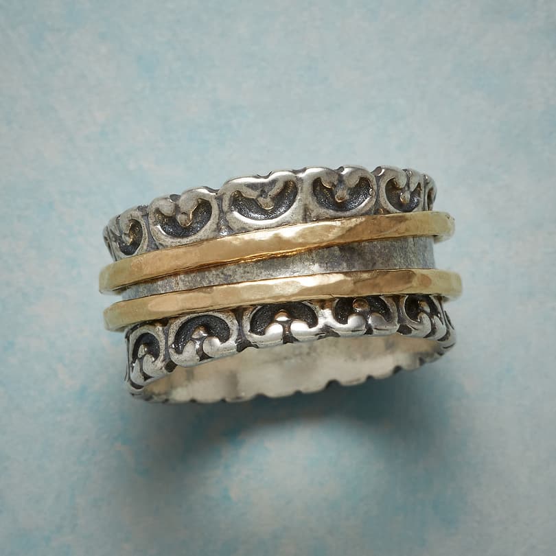 HEART TO HEART RING view 1