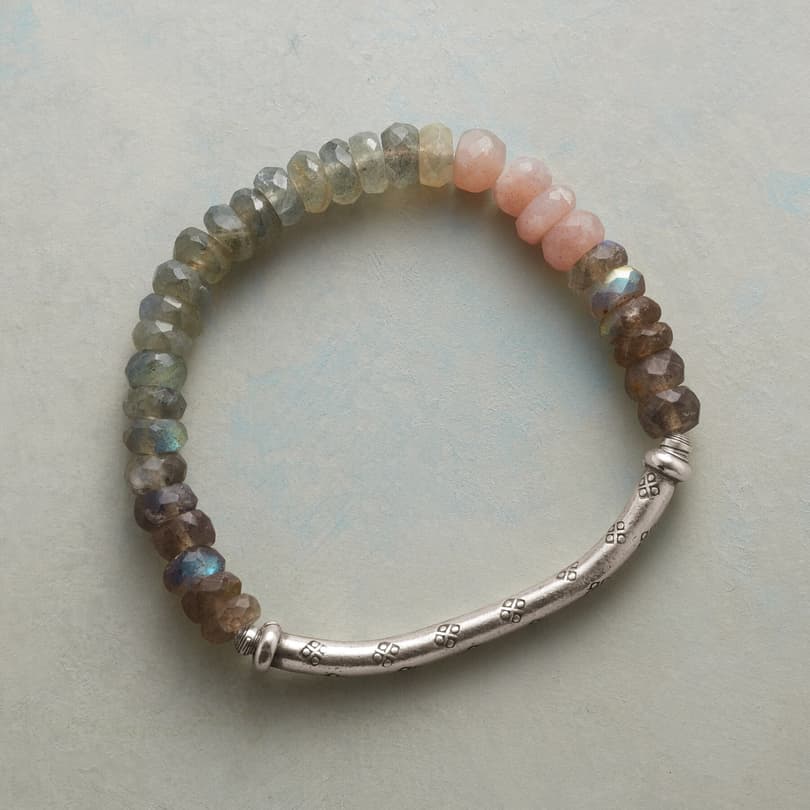 PEACHES AND DREAMS BRACELET view 1