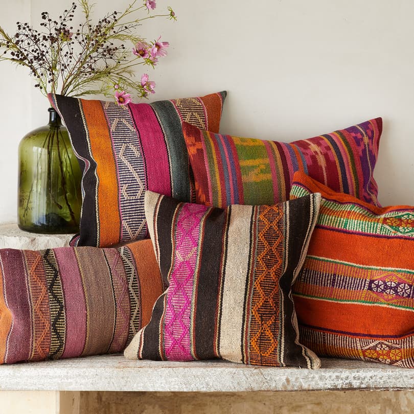 VINTAGE BOLIVIAN SQUARE PILLOW view 1