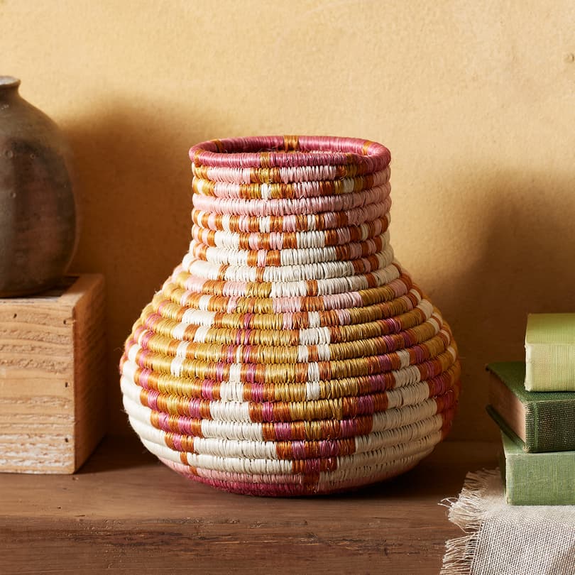 Keza Bloom Vessel View 3