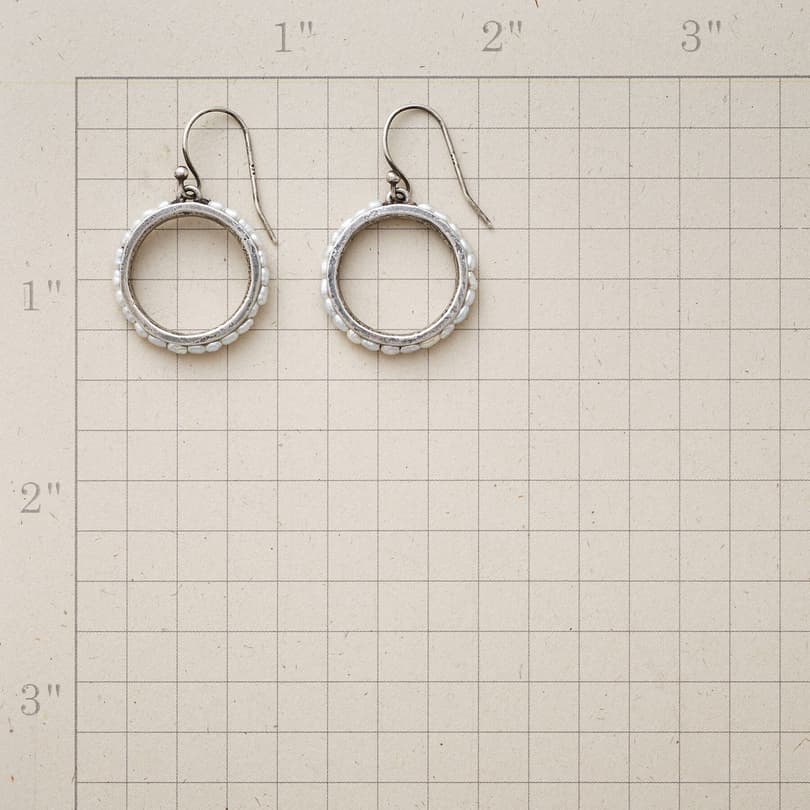 FRESHWATER HOOP EARRINGS view 1
