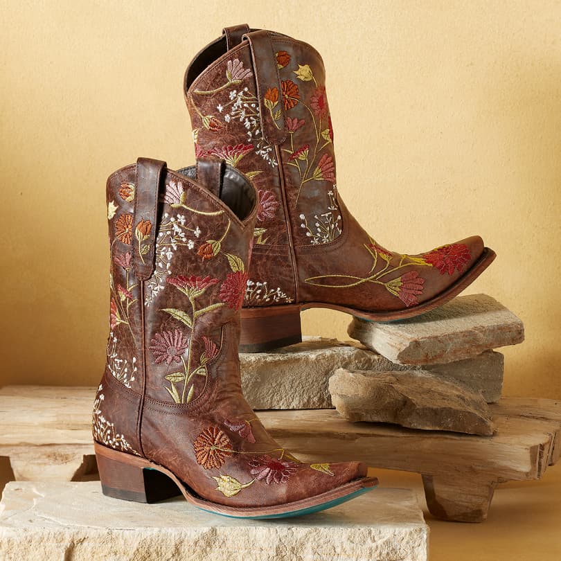 Sundance boots store