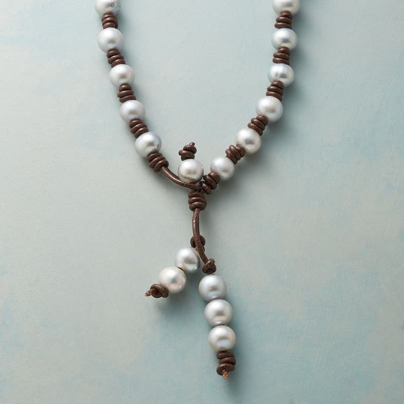 CHOCOLATE AND PEARLS NECKLACE view 1