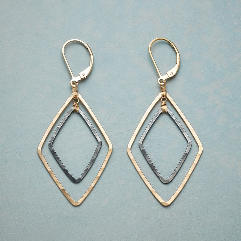 TWO OF DIAMONDS EARRINGS view 1