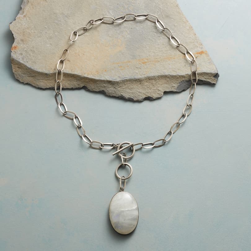 FULL MOONSTONE NECKLACE view 1