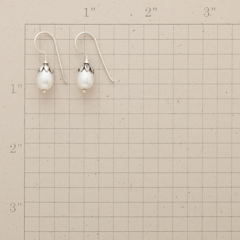 LOTUS PEARL EARRINGS view 1