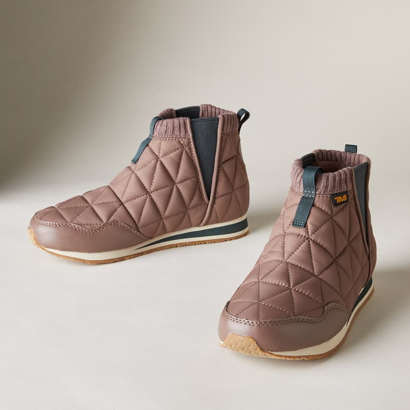 Teva outlet quilted boots