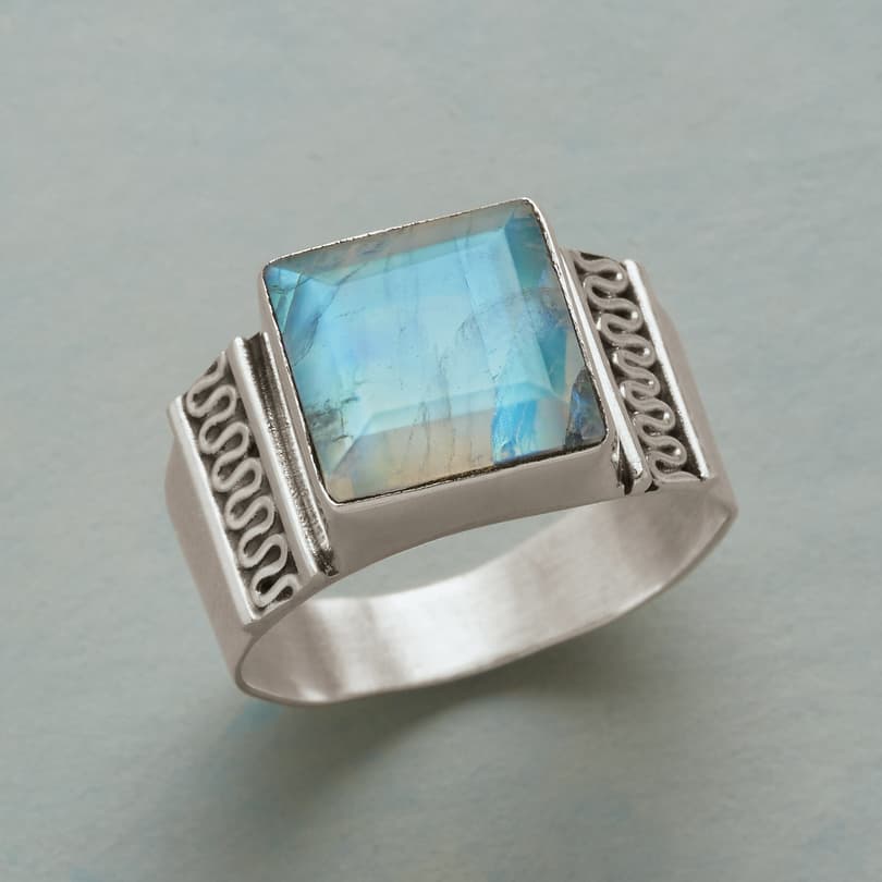 MODERN ICON RING view 1