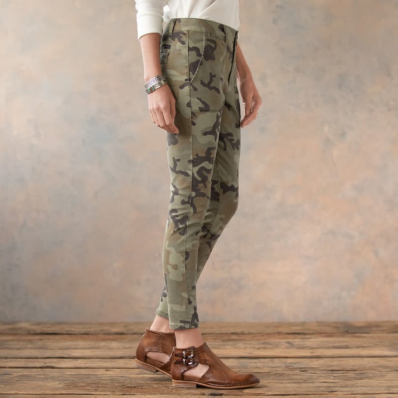 COOL IN CAMO SKINNY PANT view 3