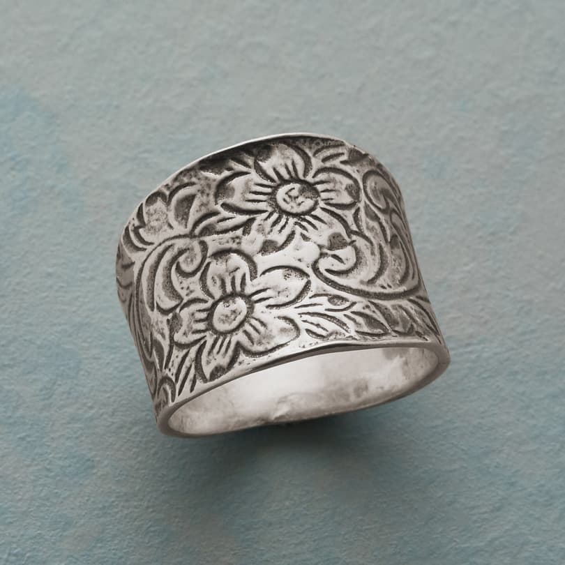 BLOOM FOREVER RING view 1